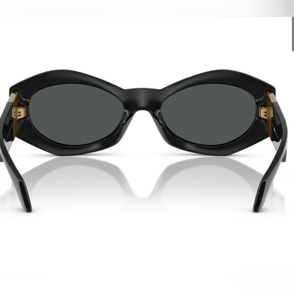 NEW VERSACE VE4466U GB187 BLACK SUNGLASSES MOD 4466U GB1/87 WOMEN VE4466U GB1/87 - Picture 4 of 6